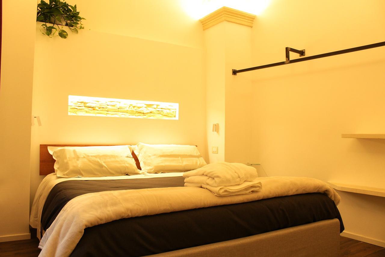 Bed and Breakfast Signuria Dimora Esclusiva Лечче Экстерьер фото