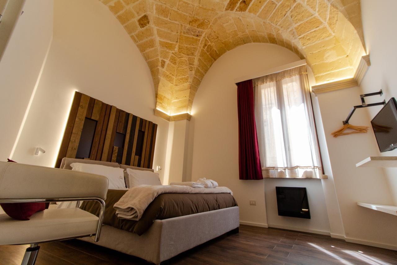 Bed and Breakfast Signuria Dimora Esclusiva Лечче Экстерьер фото