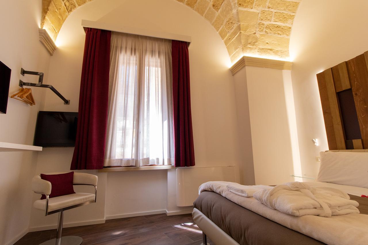 Bed and Breakfast Signuria Dimora Esclusiva Лечче Экстерьер фото